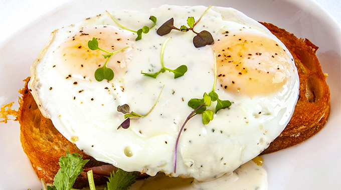 Toast with eggs at Pine at Hanover Inn. | Photo courtesy Pine at Hanover Inn